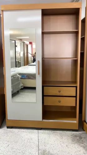 Guarda roupa 2 portas c/espelho