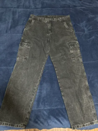 Calça baggy cinza escuro