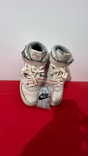 Tênis Nike Air Force 1 '07 Mid