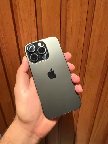 iPhone 16 Pro 128gb - Preto