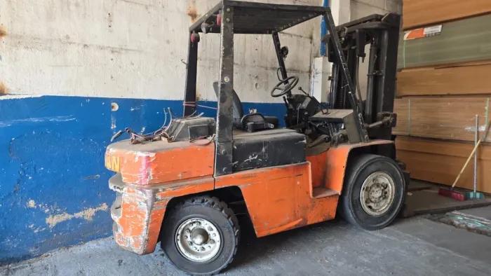 Empilhadeira Nissan 3,5 Ton