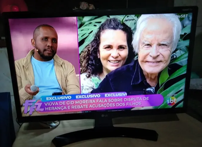 Tv Lg Smart 24" polegadas