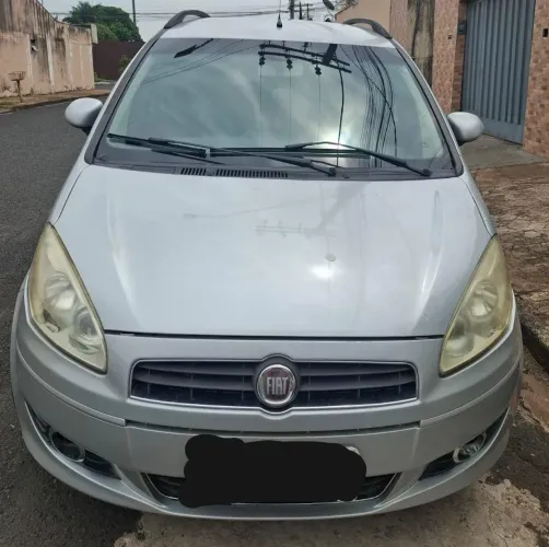 Fiat Idea Attractive 1.4 Fire Flex 8V 5P 2012