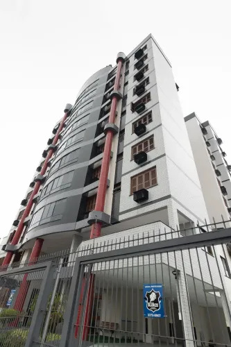 Apto 3 Dormitórios, com suíte, garagem, elevador
