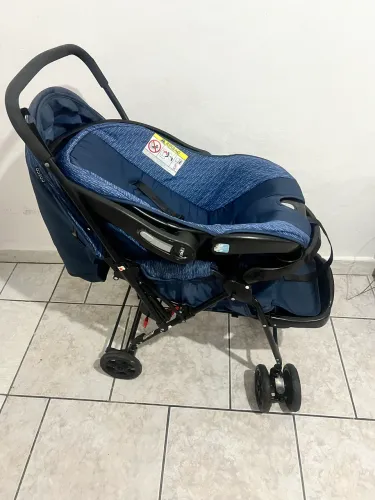Bebê conforto e Carrinho Cosco