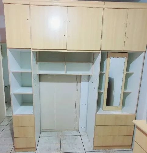 Guarda-roupas modular planejando com 8 portas em MDF