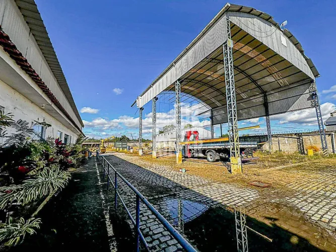 Galpão para alugar, 1700 m² por R$ 13.300,00/mês - Santa Luzia - São Gonçalo/RJ