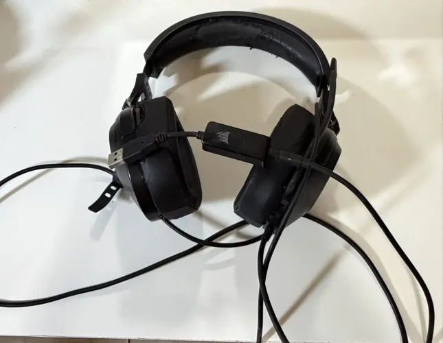 Headset Gamer Corsair HS55 