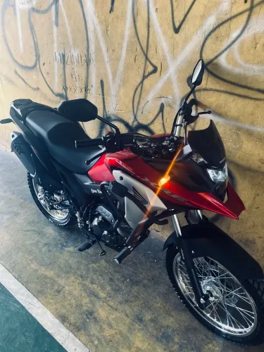 VENDO XRE 17 MIL
