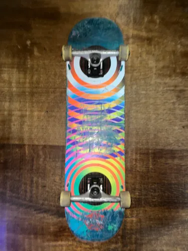 Skate montado usado
