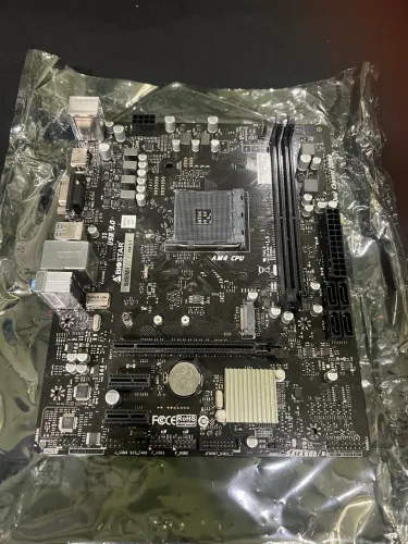     Placa-Mãe Biostar B450MH AM4 DDR4 Dual Channel - Excelente Estado