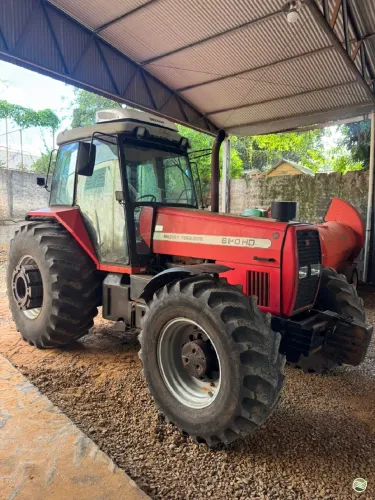 Trator Massey fergusson Mf 680