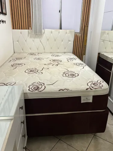 Cama boxe de casal
