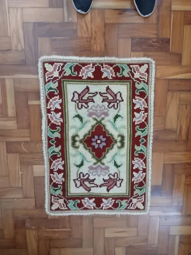 Tapete Arraiolos artesanal Águas de Março