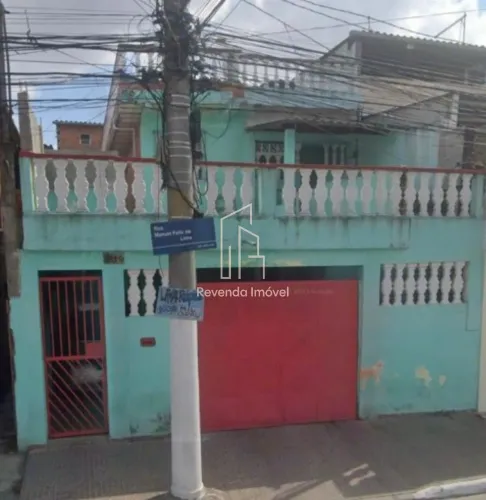 Casa à Venda em São Paulo-SP: 6 quartos, 1 suíte, 2 salas, 2 banheiros, 2 vagas de garagem
