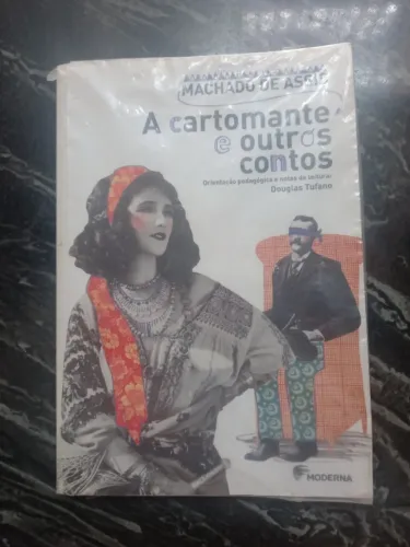 Livro - A cartomante e outros contos (Editora Moderna)
