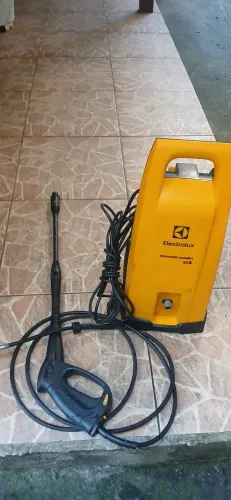 Maquina de pressao Electrolux barata.