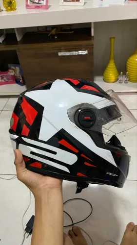 Vendo Capacete LS2 Estrela Vermelho/PRA TROCAR EM CONSOLE