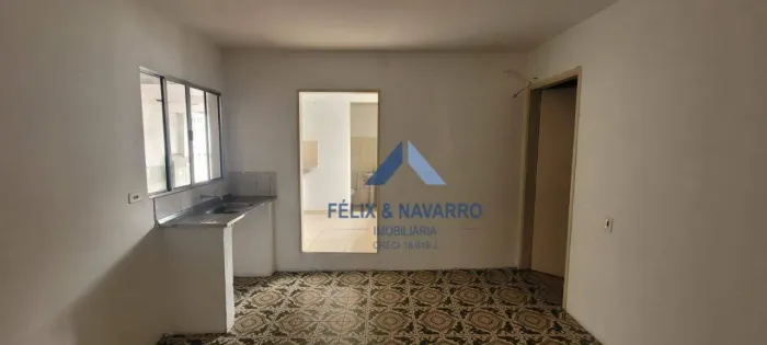 Casa com 1 dormitório para alugar, 25 m² por R$ 941,38/mês - Vila Rica - São Paulo/SP