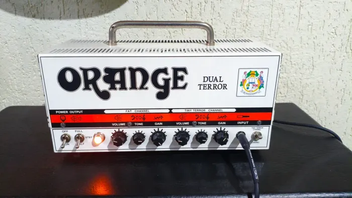 Amplificador Orange Dual Terror 30W Valvulado