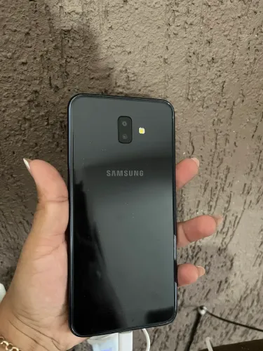 Vendo celular J6 Plus