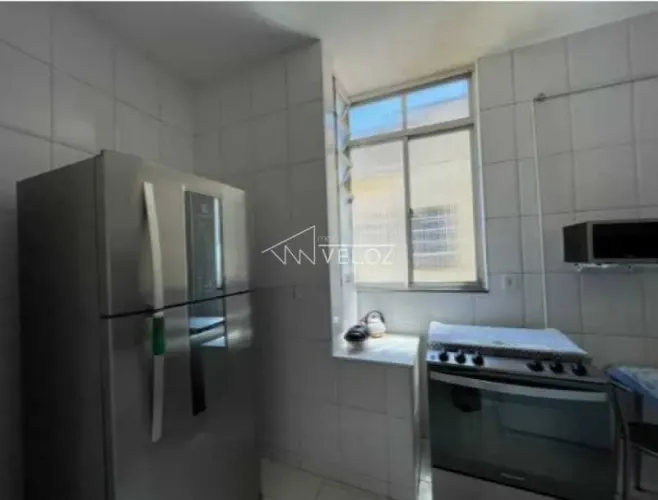 Apartamento - / Residencial / Catete