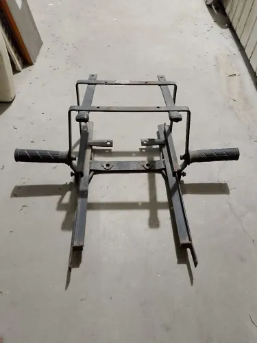 Suporte para baú de moto