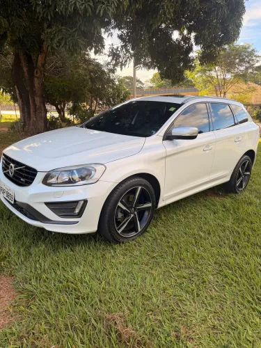 Volvo XC 60 T-5 R-design 2.0 FWD 5P 2016