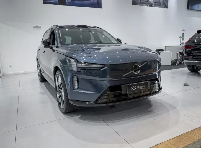 Volvo EX90 Twin Ultra AWD (elétrico) 2025