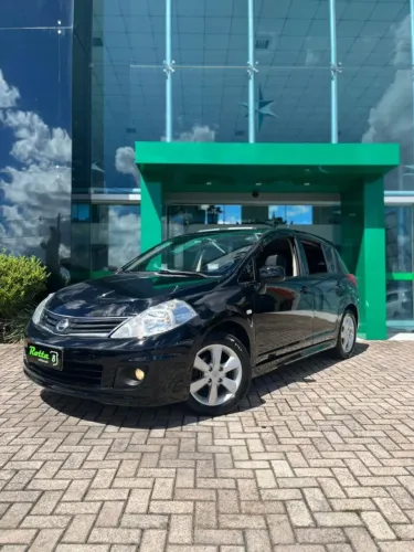 Nissan Tiida SL 1.8/1.8 Flex 16V Mec. 2013