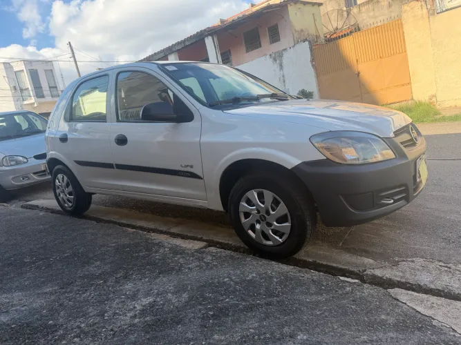 Chevrolet Celta Life/ LS 1.0 MPFI 8V Flexpower 5P 2011