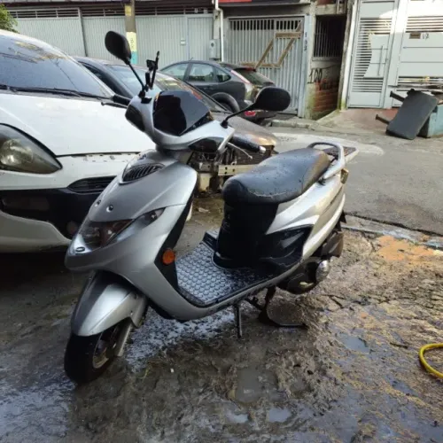 Vendo Burgman 125 2008 2009