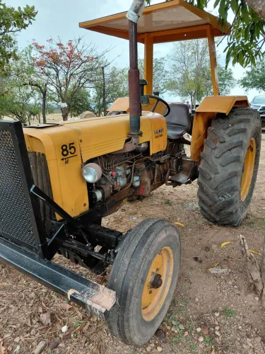 Trator valmet 85 id