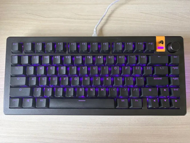 Teclado Glorious GMMK 3 HE 75% Pre-built