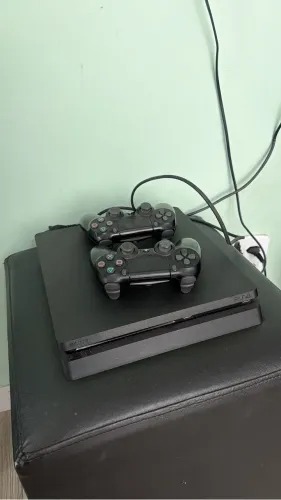 PS4