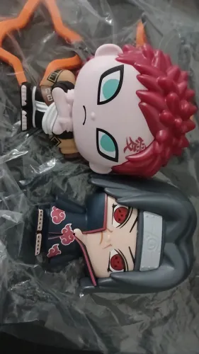 Bonecos itachi  e gaara  burguer king 