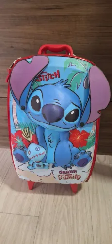 Mochila Mala Infantil Stitch Praia 3d Maxtoy Diplomata com Rodinha Tripla - NOVO