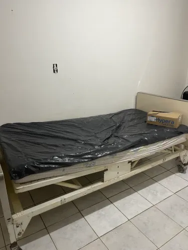 Cama hospitalar
