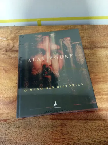 Alam Moore o mago das histórias 