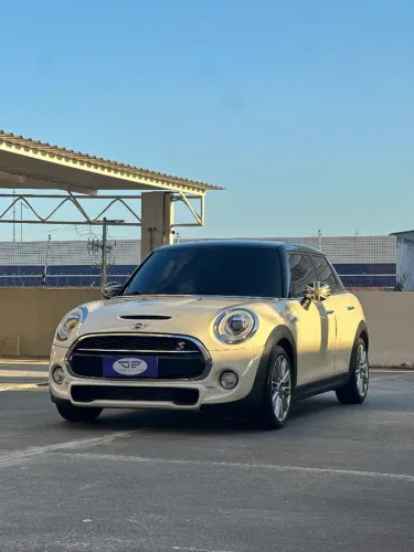 Mini Cooper S 2.0 Turbo 16V 5P Aut. 2016