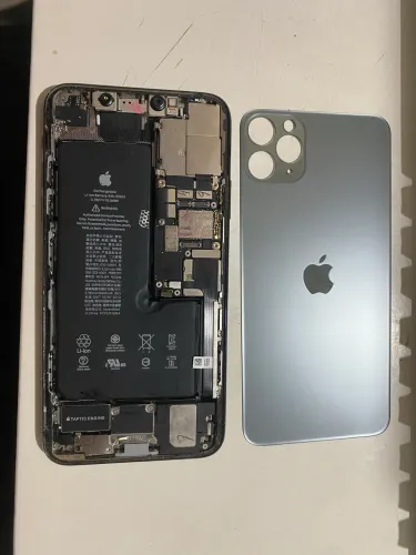 Carcaça IPhone 11 Pro Max - Retirada de peças 