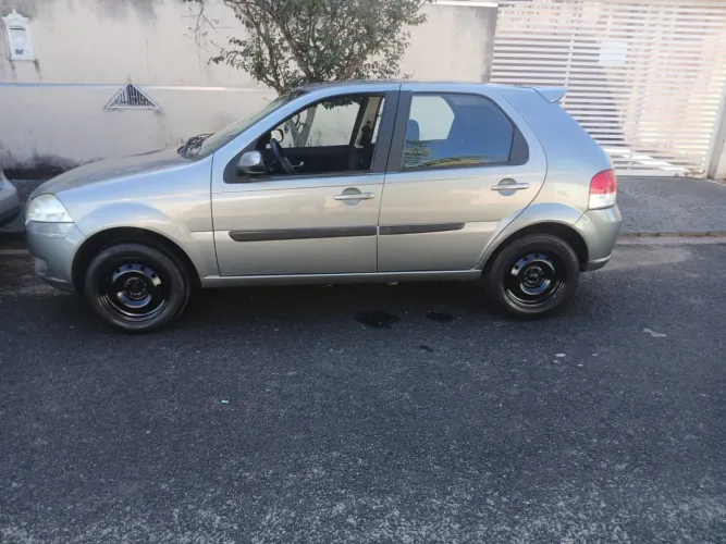 Fiat Palio ELX 1.0 Fire/30 Anos F. Flex 8V 4P 2010