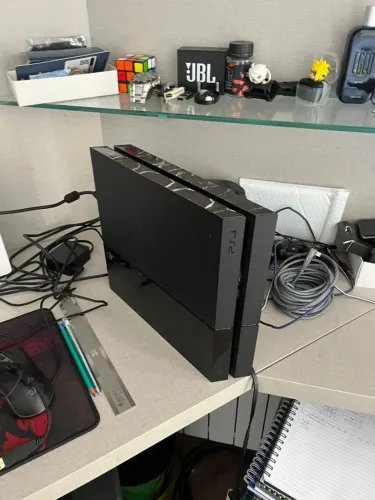 Playstation 4 500GB + 1 controle dualshock 4