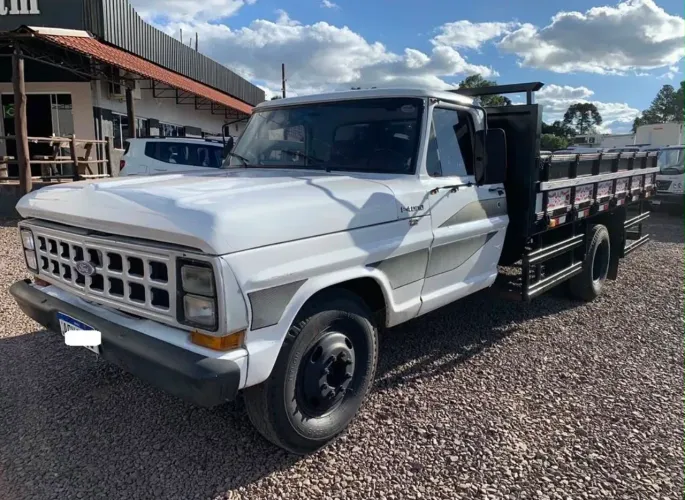 FORD F4000 1985