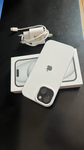 iPhone 15 