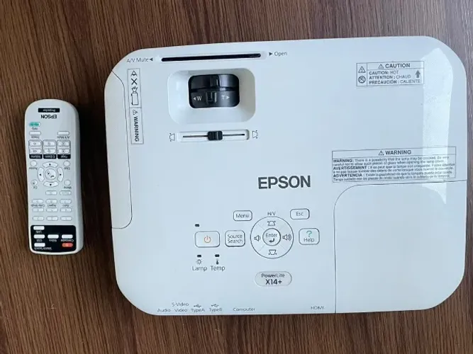 Projetor Epson PowerLite X14+ 3000 Lumens HDMI Completo + Controle