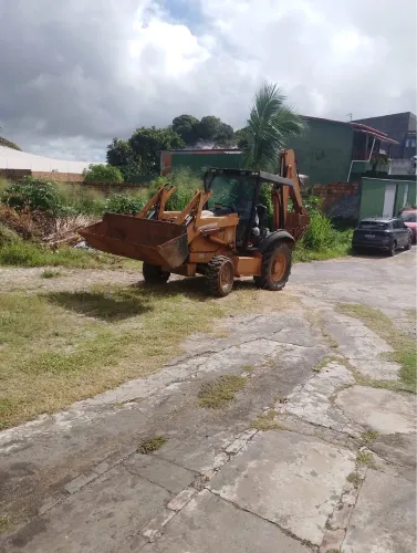 Retroescavadeira CASE 4/2 580N , ano 2012 , R$ 120 mil , 