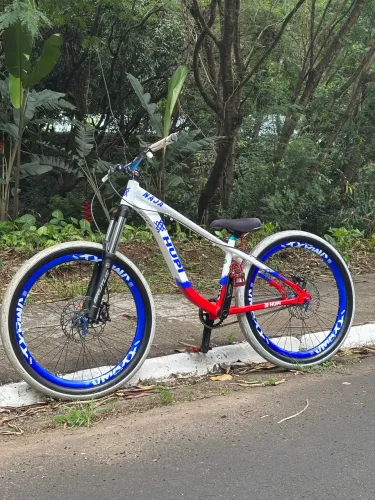 Bike Hupi naja (negocio preço) pra sair logo