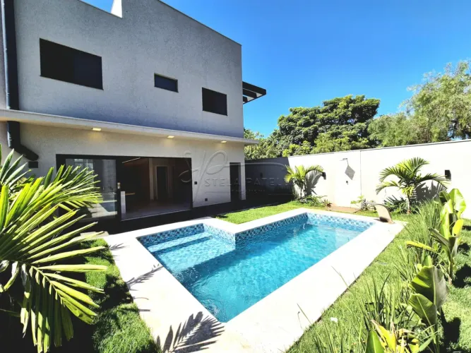 Casa sobrado de 263m² com 03suítes à venda em condomínio - Cravinhos