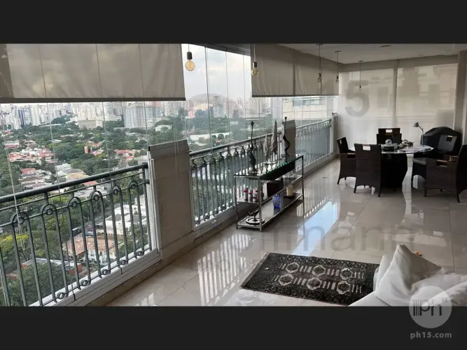 Oportunidade Única de locação nesse cobiçado edifício.